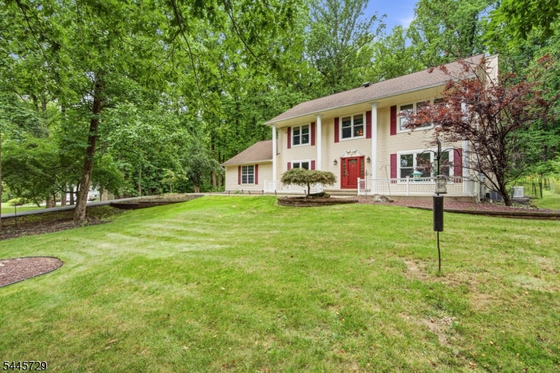 9 Stirrup Way 9 Property Photo 2