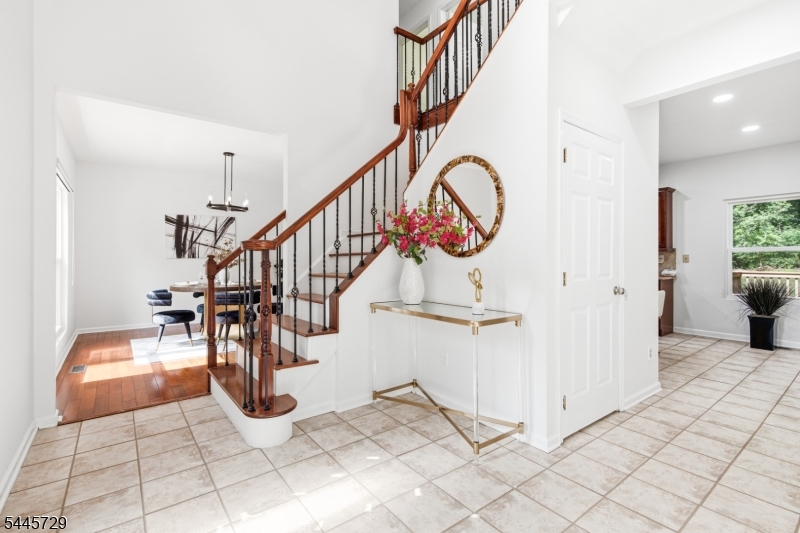 9 Stirrup Way 9 Property Photo 3