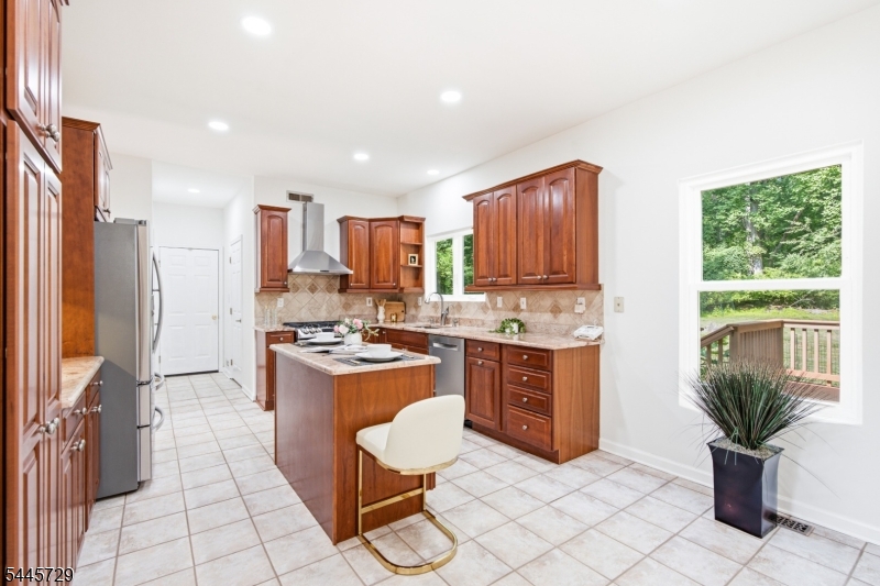9 Stirrup Way 9 Property Photo 10