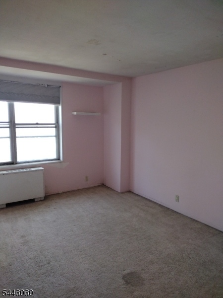 301 Beech St 7e Property Photo 6
