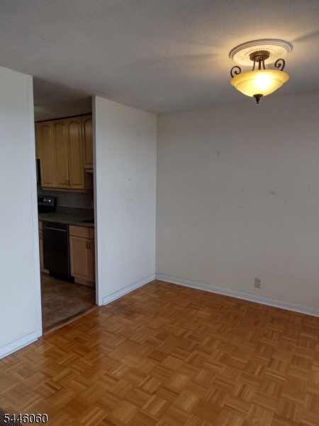 301 Beech St 7e Property Photo 7