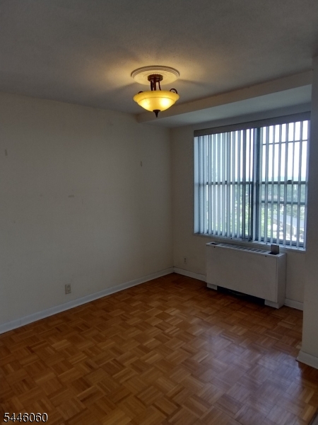 301 Beech St 7e Property Photo 8