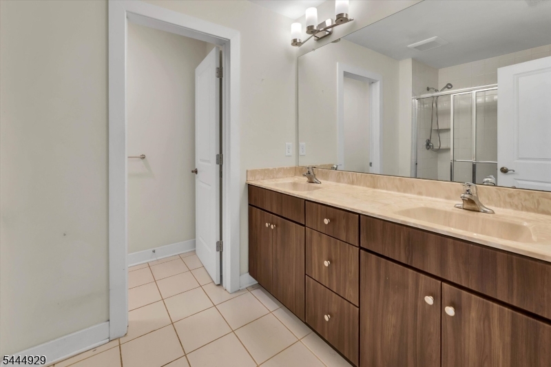 3 Sweetbay St Property Photo 29