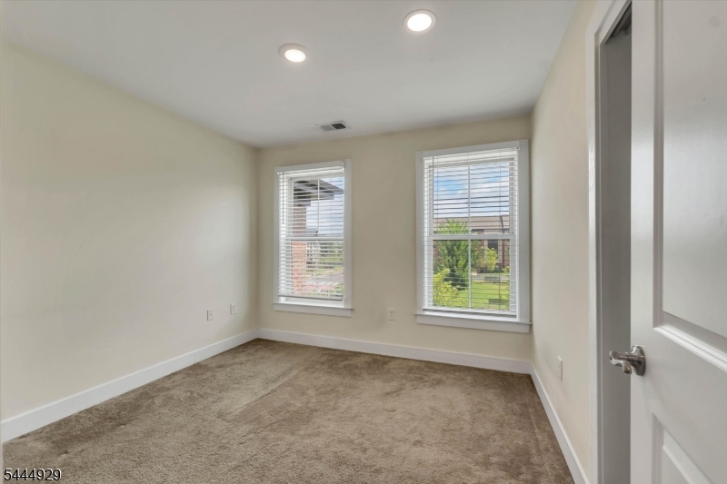 3 Sweetbay St Property Photo 31