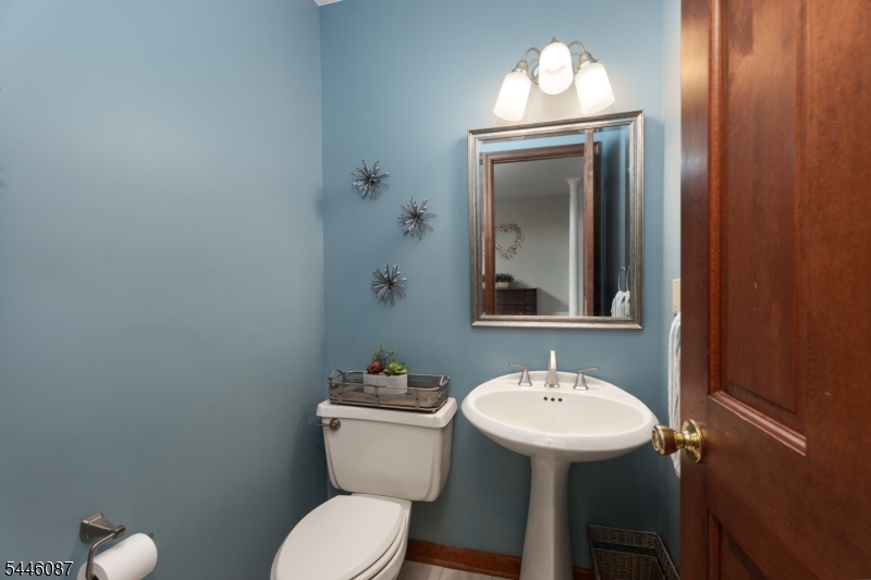 17 Shy Creek Rd Property Photo 18