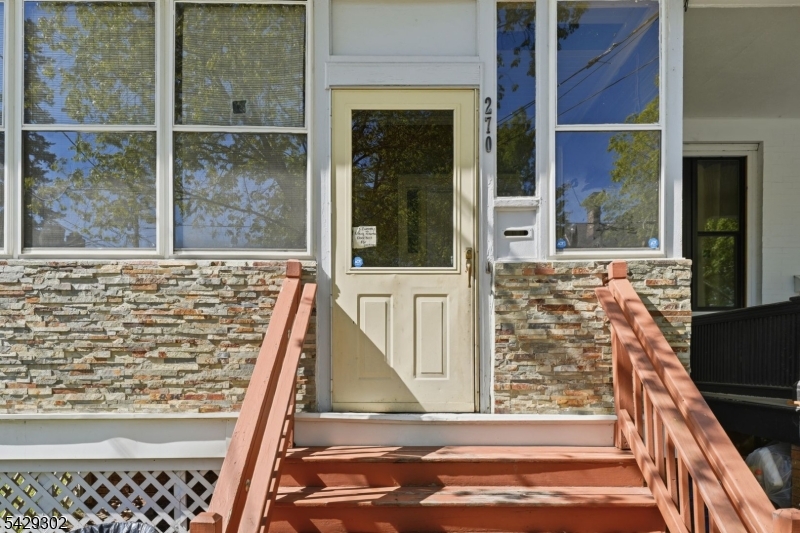270 Snyder St Property Photo 1