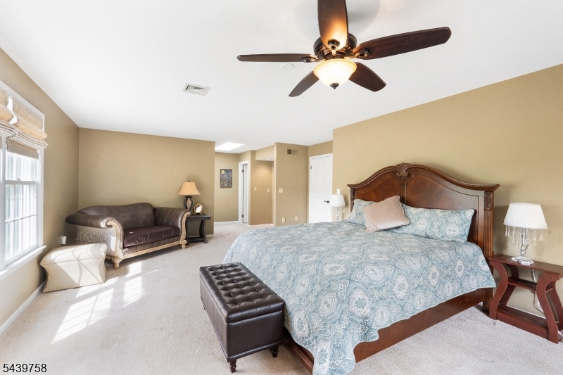 2 William Way Property Photo 14