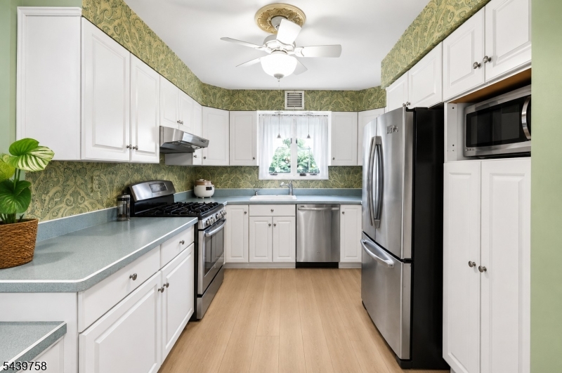 2 William Way Property Photo 23