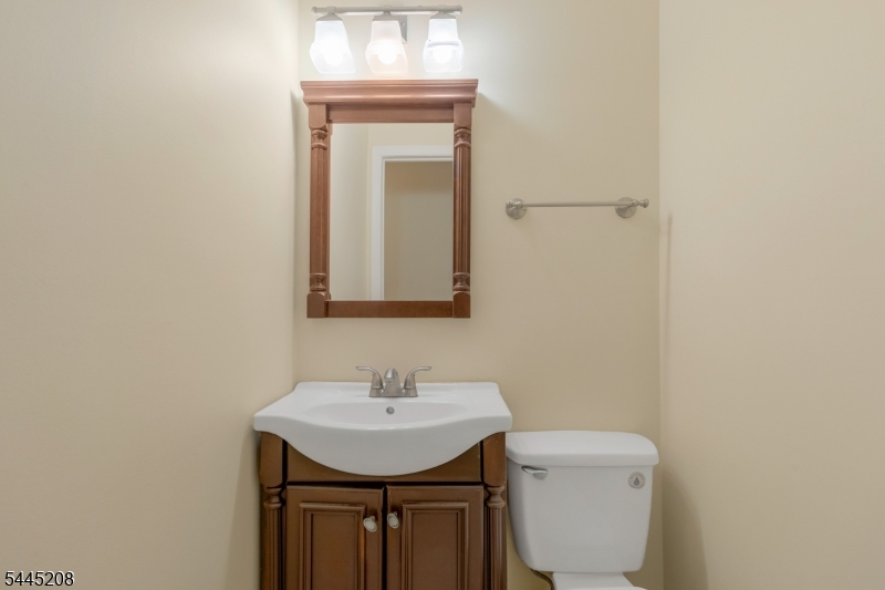 182 Wildflower Ln Property Photo 16