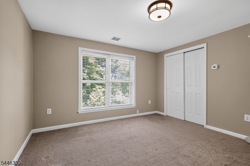 64 Valley Rd Property Photo 10