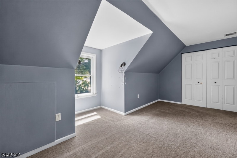 64 Valley Rd Property Photo 16