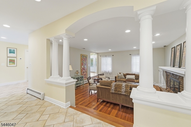 200 Valley Dr. Property Photo 6