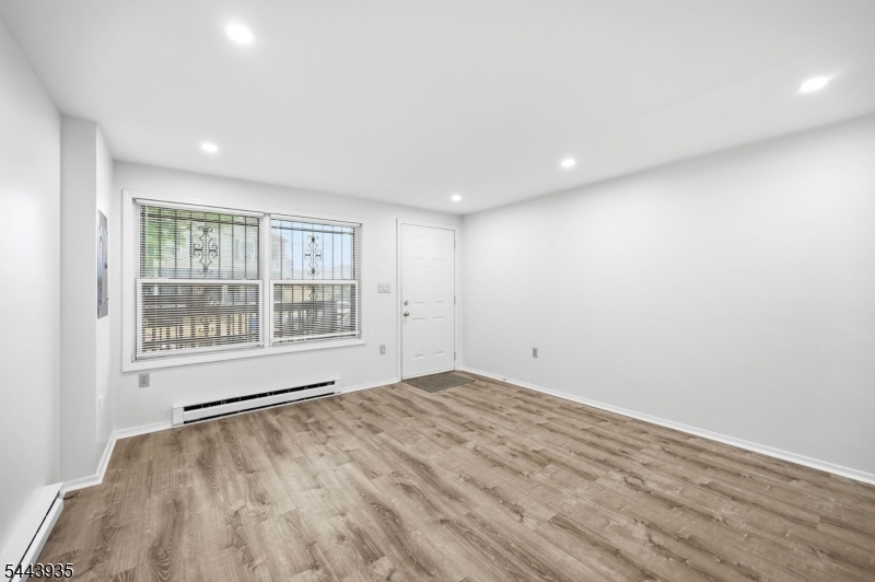 21 N 13th St Property Photo 8