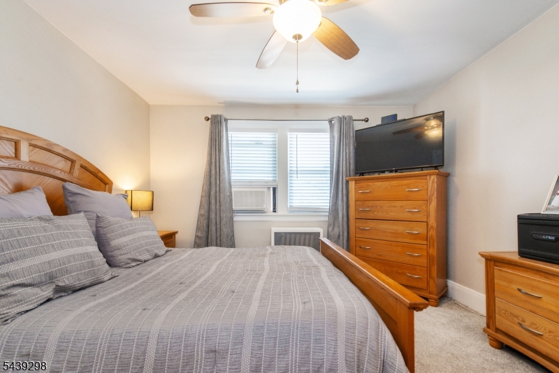 289 Paterson Avenue Property Photo 11
