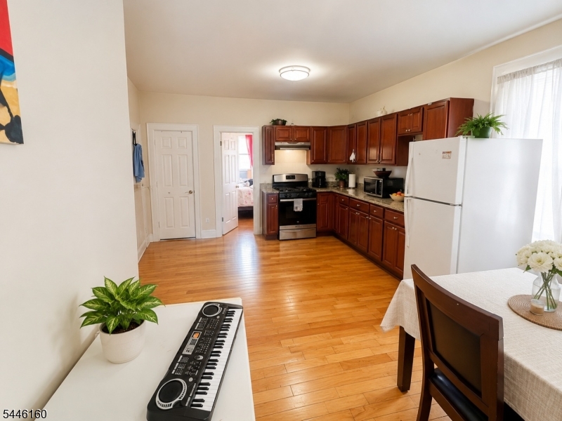 314 Smith St Property Photo 11