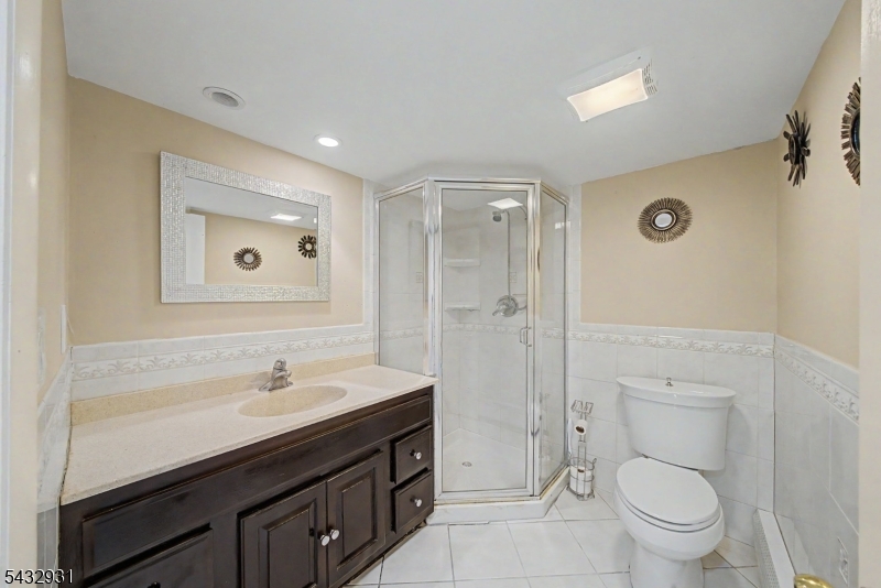 10 S Parkway Property Photo 31