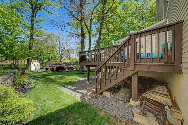 10 S Parkway Property Photo 33