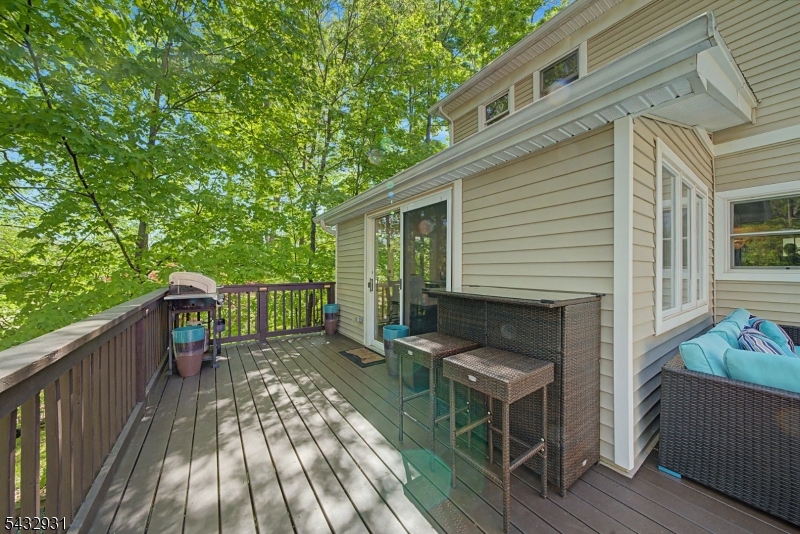 10 S Parkway Property Photo 35