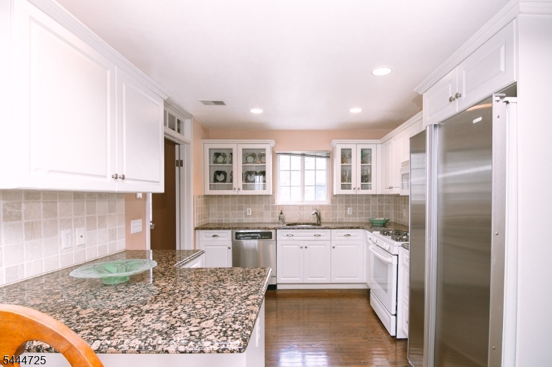 6 Whispering Way W Property Photo 3