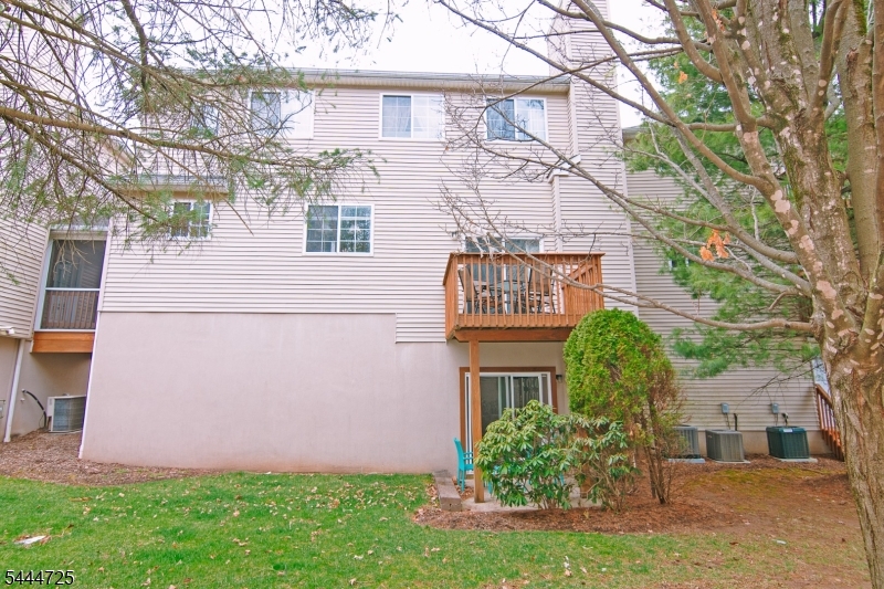 6 Whispering Way W Property Photo 9