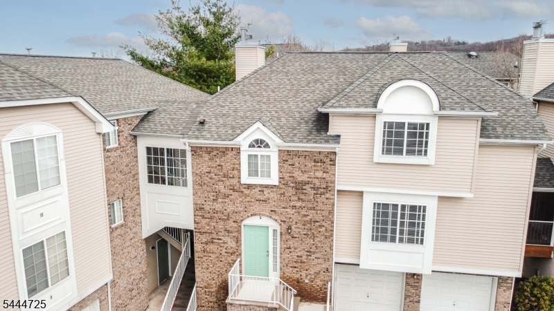 6 Whispering Way W Property Photo 13