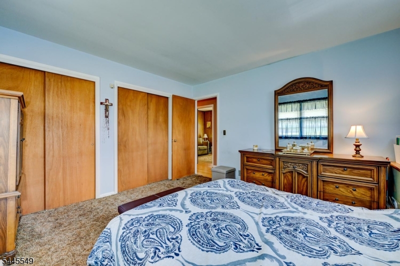 176 Pompton Rd Property Photo 26