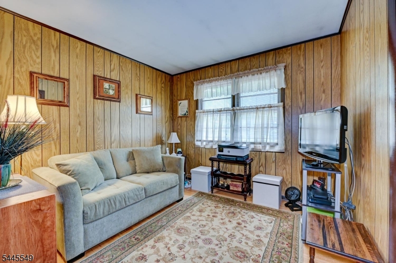 176 Pompton Rd Property Photo 30