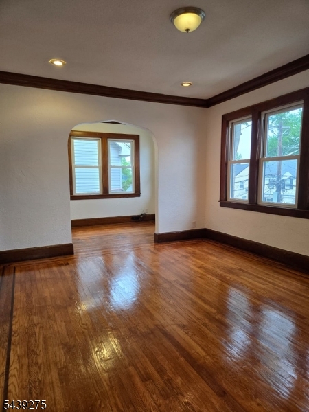 27 Cleveland Ave Property Photo 7
