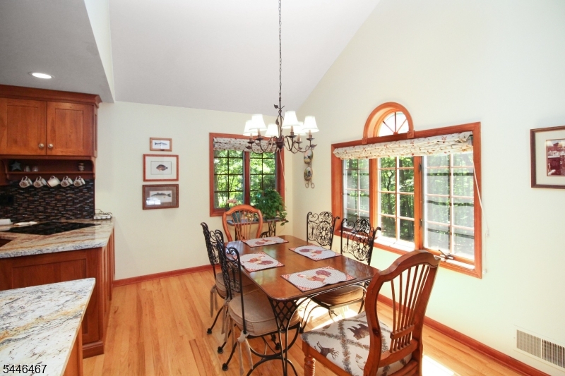 7 Janice Dr Property Photo 8