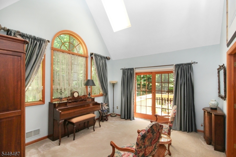 7 Janice Dr Property Photo 16