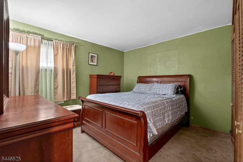 77 W Arthur Pl Property Photo 15
