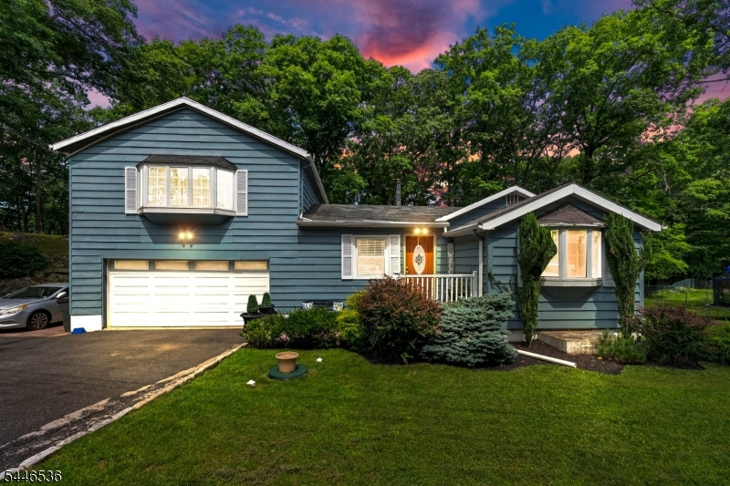 36 Lebanon Trl Property Photo 1