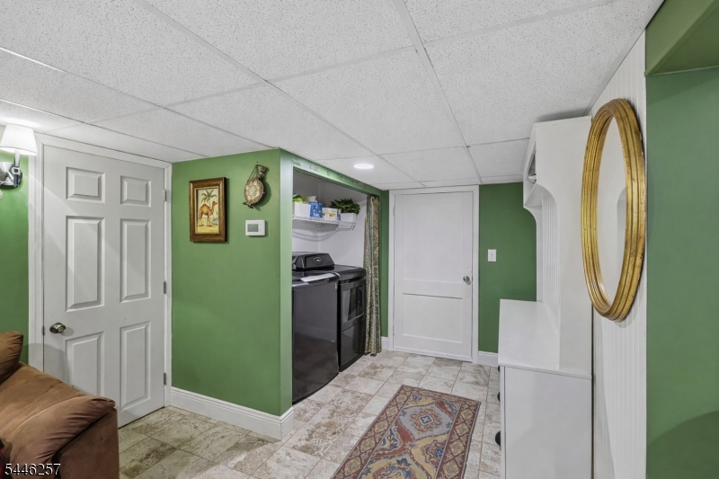 695 Berdan Ave Property Photo 17
