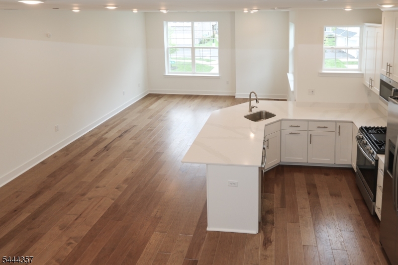 71 Veterans Way Property Photo 5
