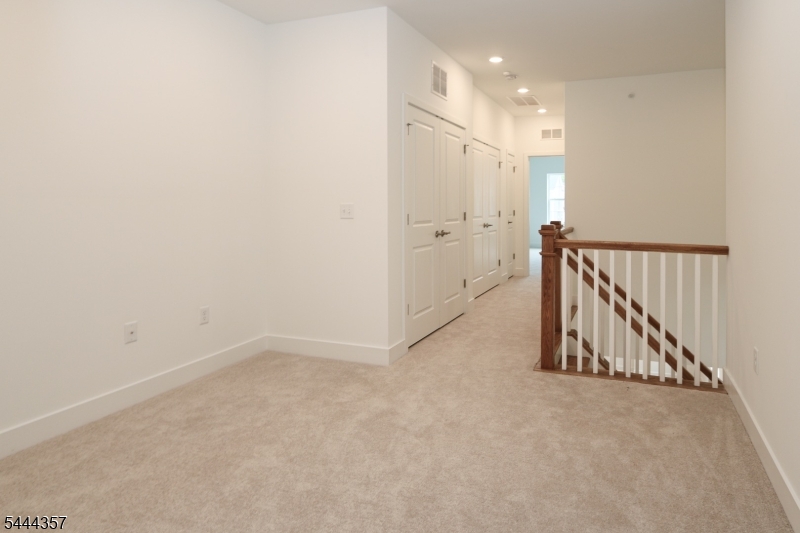 71 Veterans Way Property Photo 13