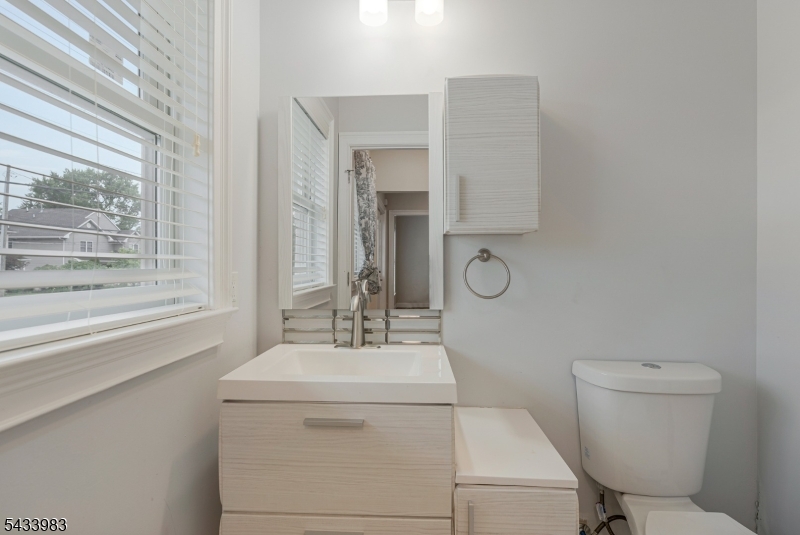 441 William St Property Photo 11