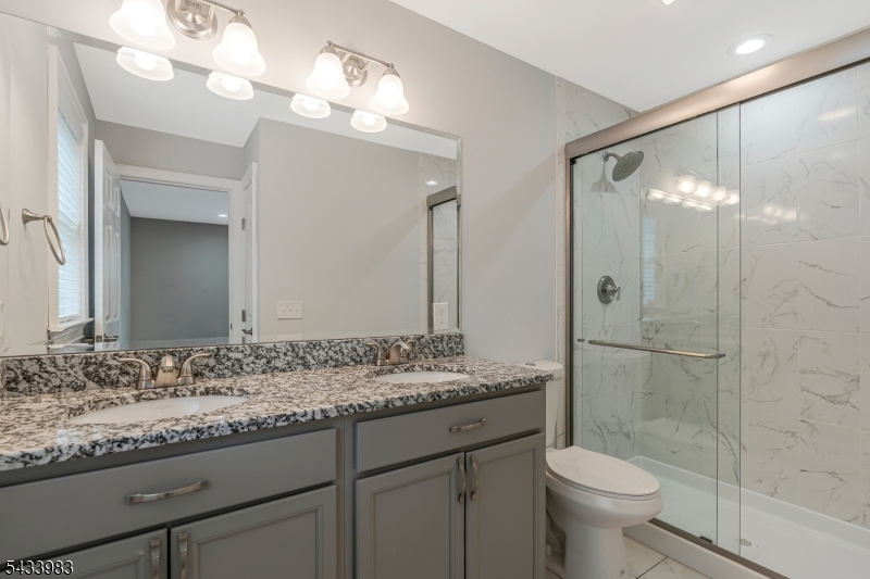 441 William St Property Photo 18