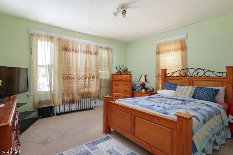 92 Chestnut St Property Photo 15