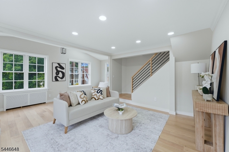 7 Virginia Ave Property Photo 11