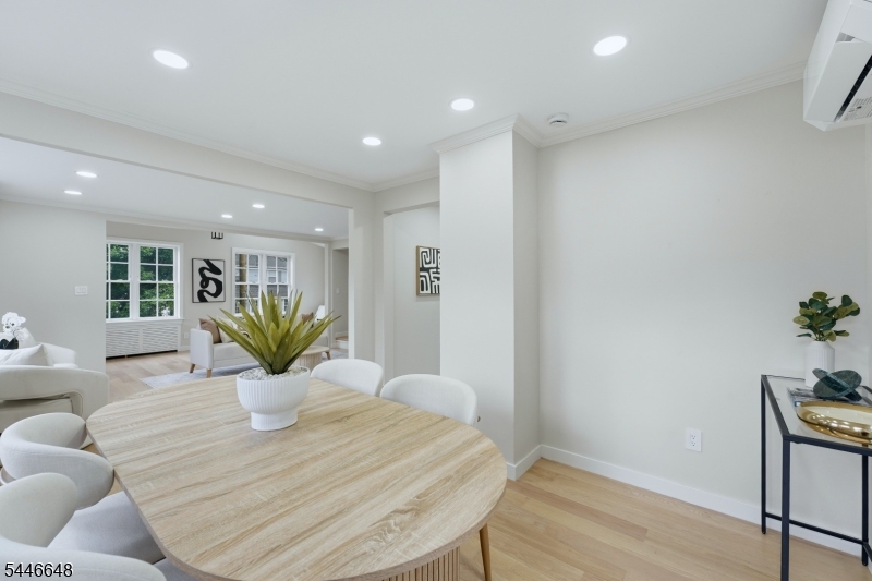 7 Virginia Ave Property Photo 13