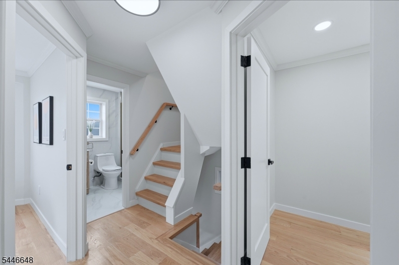 7 Virginia Ave Property Photo 19
