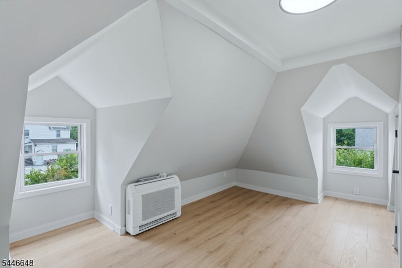 7 Virginia Ave Property Photo 21