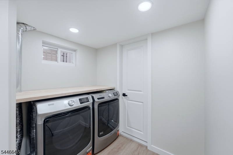7 Virginia Ave Property Photo 27