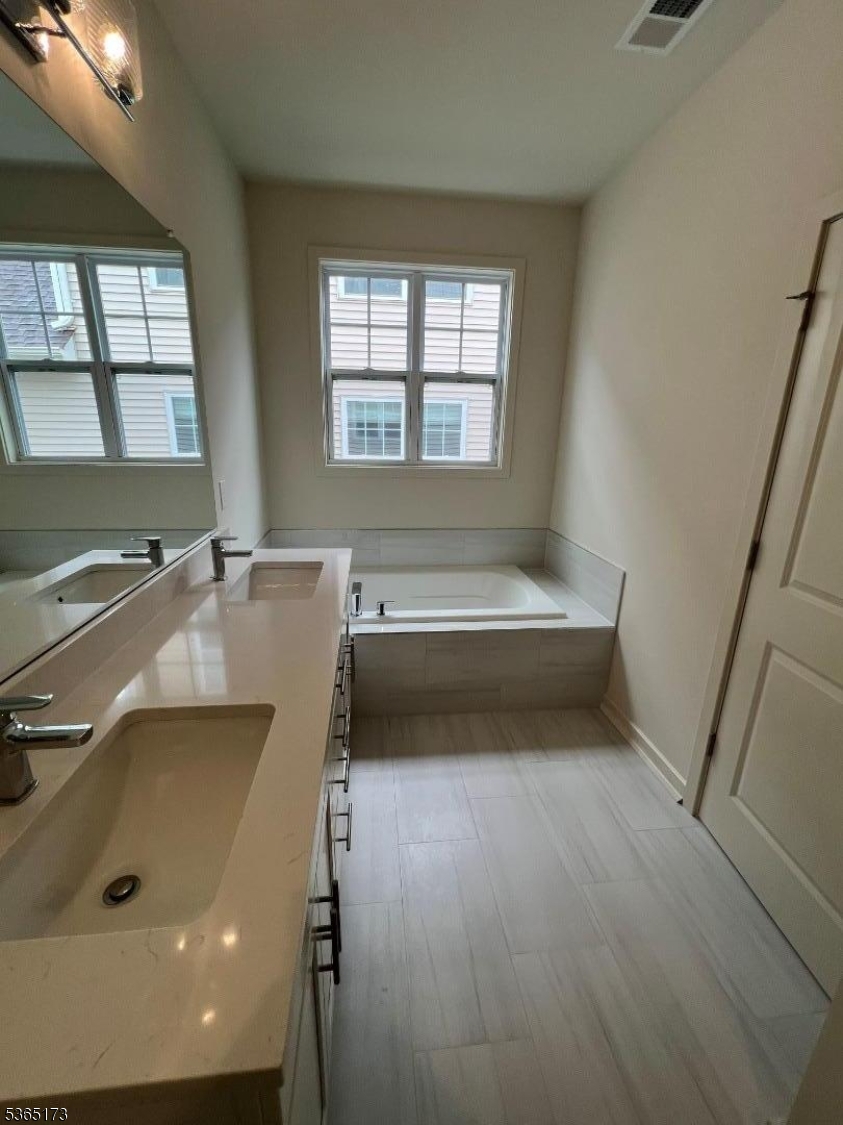 77 Norton Rd Property Photo 12