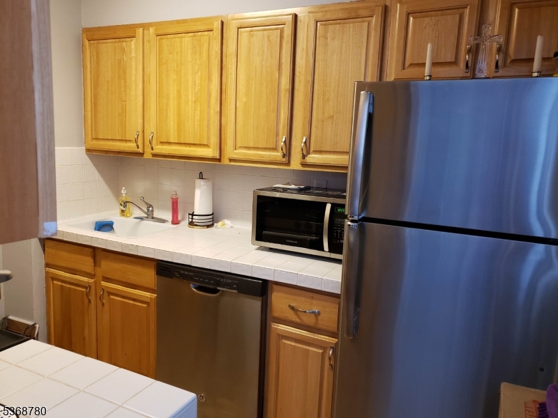 6050 Kennedy Blvd Property Photo 3