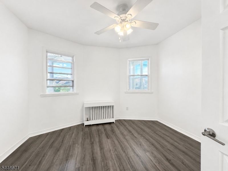 22 Harrison Ave 2 Property Photo 8