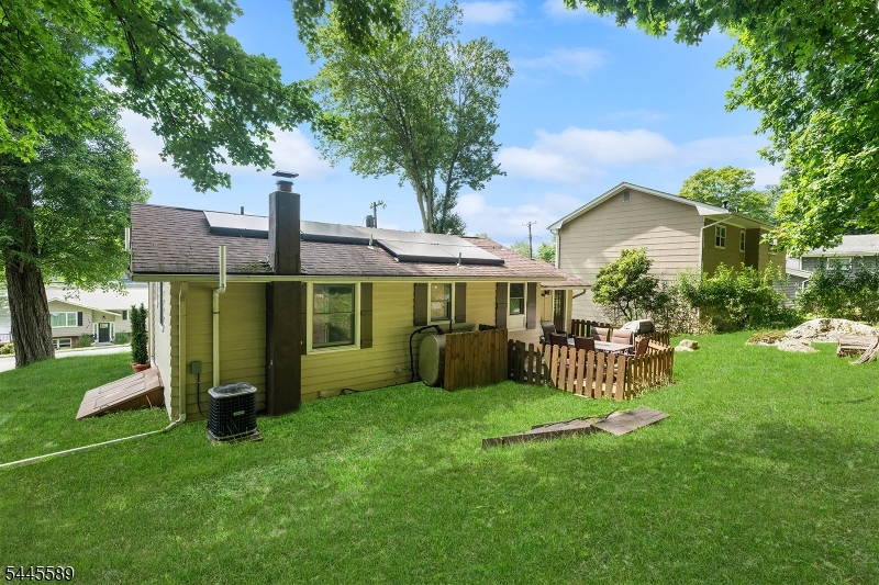 112 Seneca Lake Rd Property Photo 15