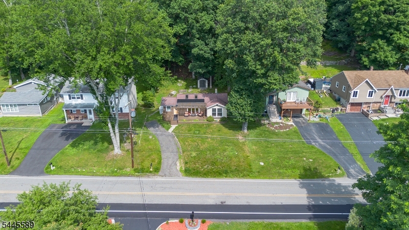 112 Seneca Lake Rd Property Photo 16