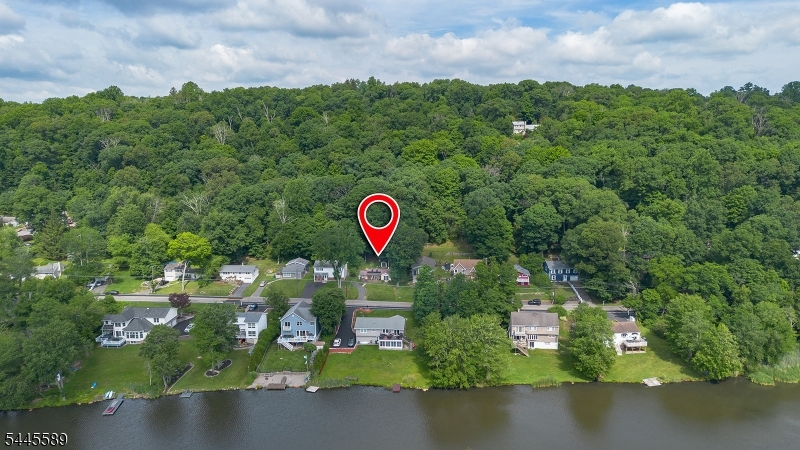 112 Seneca Lake Rd Property Photo 18