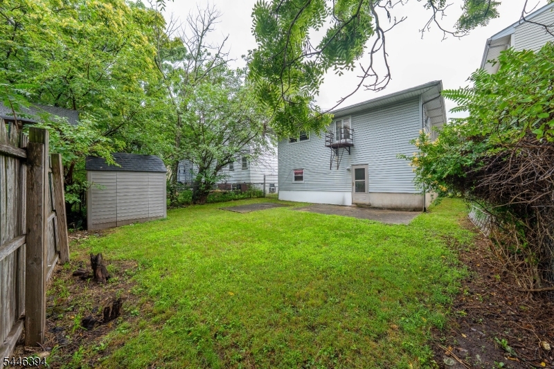 34 Young Ave Property Photo 19